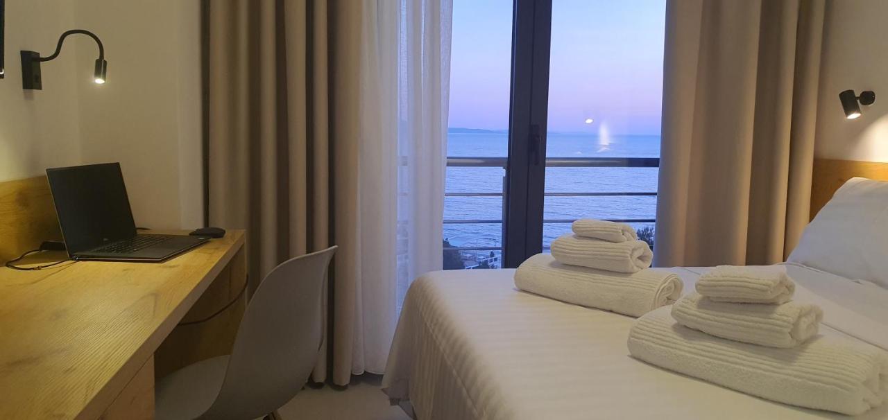 Apartament Beachfront Terrace