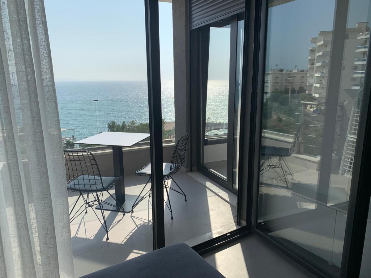 Beachfront Terrace * Saranda