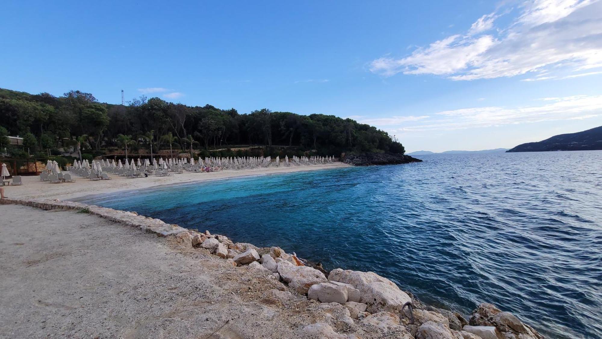 Beachfront Terrace Saranda